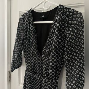 Iz Byer black and white 3/4 sleeve dress